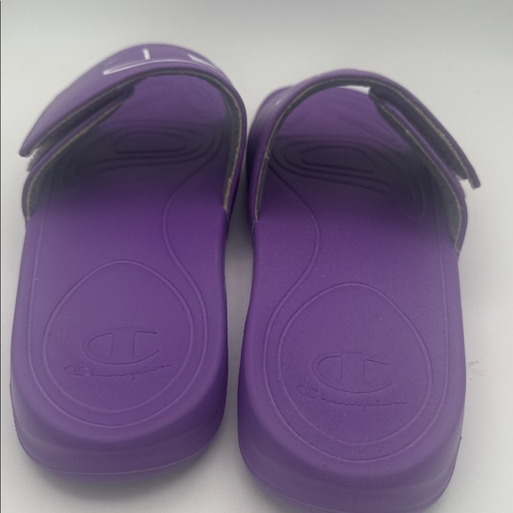Women’s Champion mega V berry purple slides sandals sz 11 NWOT - Picture 5 of 7